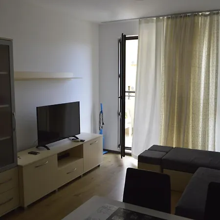 джули 1 Sveti Vlas