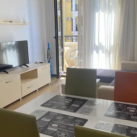 джули 1 דירה סבטי ולאס